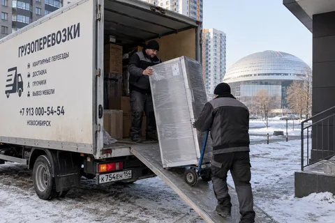 Газель · Будка — перевозчик Перевозки город/межгород, переезды (24 часа), Новосибирск